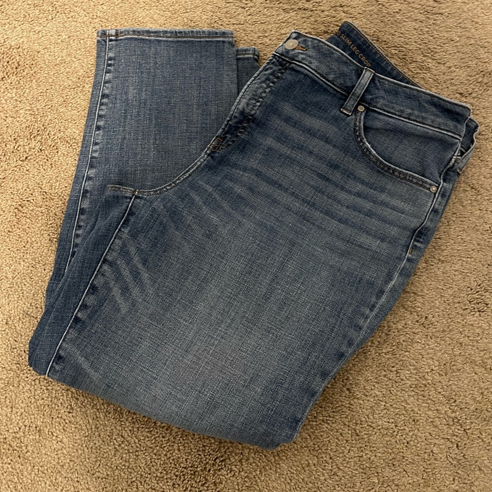 Chicos So Slimming Girlfriend Slim Leg Crop Size 2.5